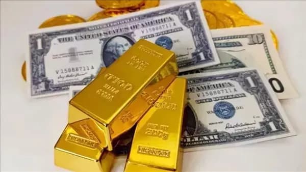 ارتفاع الذهب مع تراجع النفط بعد توقف هجوم ترامب على إيران