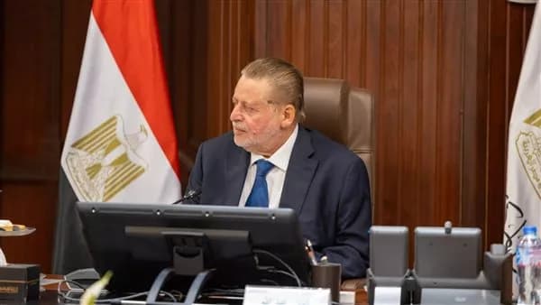محافظ البنك يناقش مع وزير التعليم مستجدات منحة علماء المستقبل