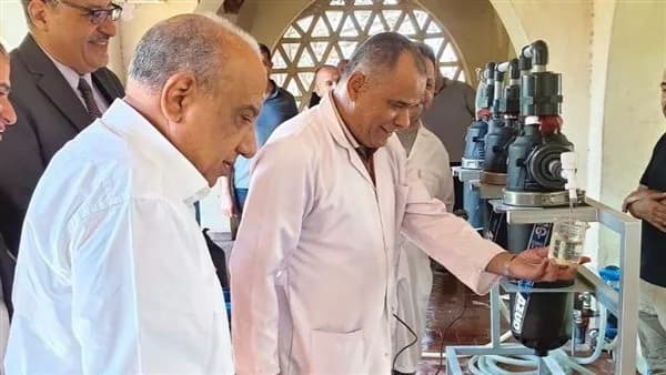 وزير الكهرباء يعلن مشروع لتكرير المياه بتقنية حديثة