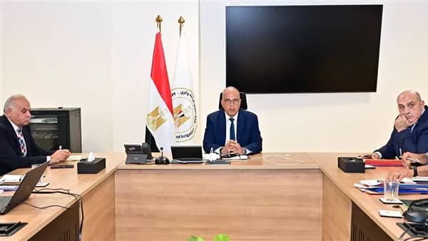 Water Minister reviews well licensing digital plan