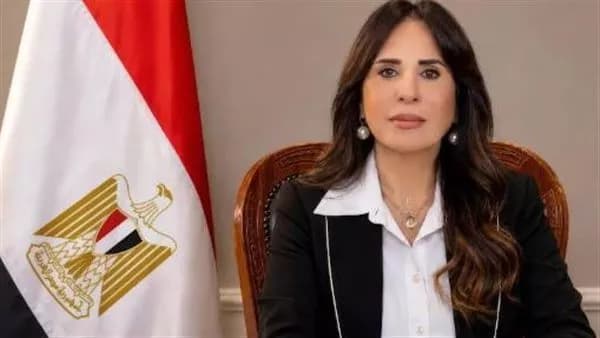 وزيرة الإسكان تتفقد محطة غرب سوهاج