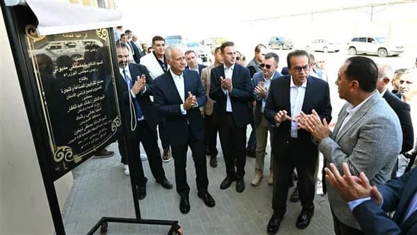افتتاح مصنعين لسيارات الإسعاف والأجهزة الطبية