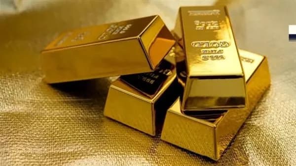 الذهب يتأثر بارتفاع التضخم وتوقعات الفائدة