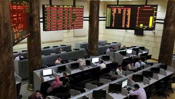 Egyptian Stock Exchange Drops 64.9B Pounds