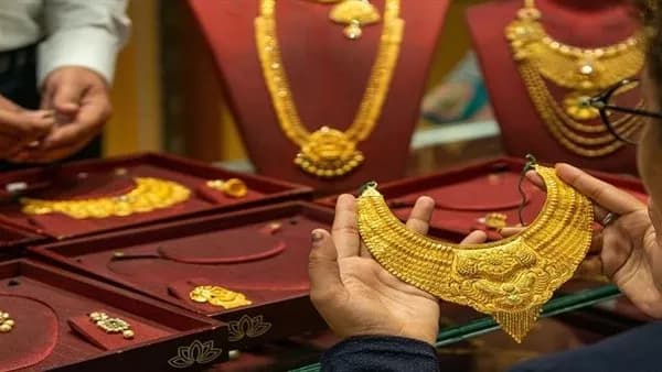 أسعار الذهب في مصر ترتفع 80 جنيهًا