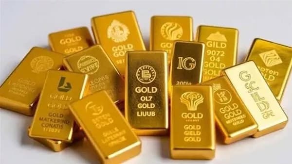 Gold price falls on prolonged high interest rate outlook