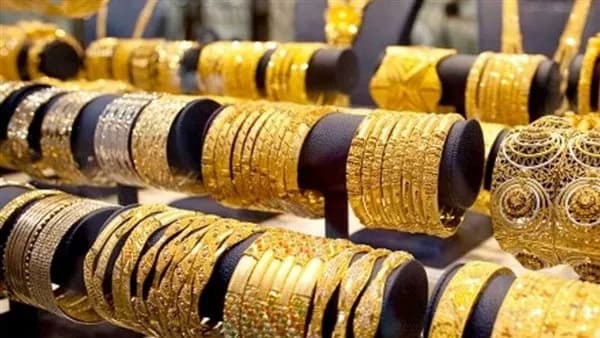 أسعار الذهب في مصر تنخفض 70 جنيهًا