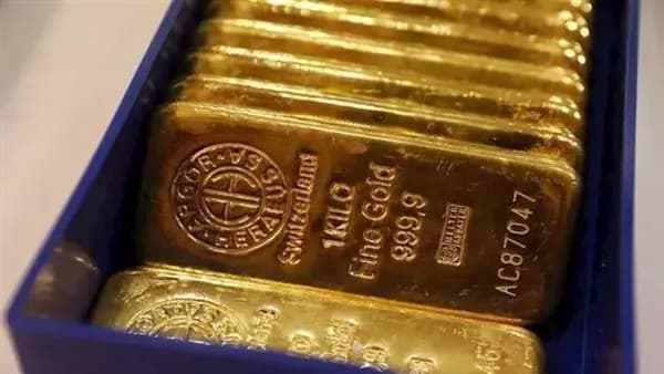 ارتفاع الفائدة الأمريكية يضغط على الذهب