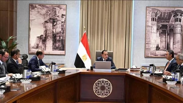 الحكومة تدفع 18 مليار جنيه لمزارعي قصب السكر
