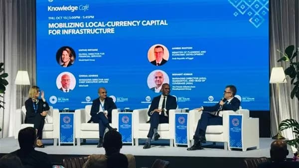 وزير التخطيط يوضح مصادر تمويل المشاريع التنموية