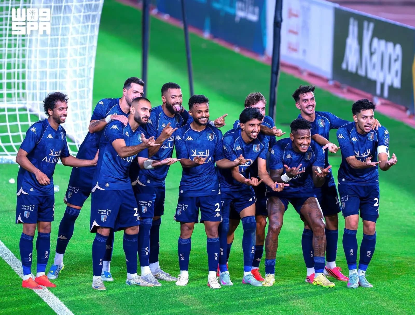 العلا يتصدر دوري الدرجة الأولى لكرة القدم