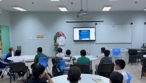 عودة طلاب مكة والمدينة وجدة والطائف غدا