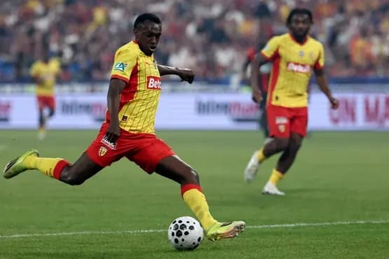 لانس يفوز بكأس السوبر الفرنسي لأول مرة