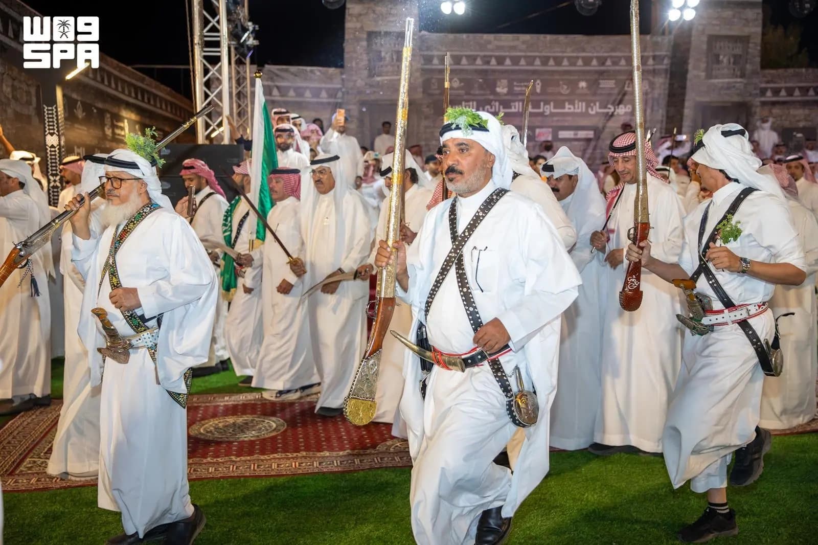 فن العرضة يعكس تراث الباحة الثقافي