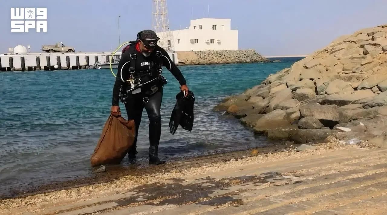 Border Guard starts Medina seabed cleanup