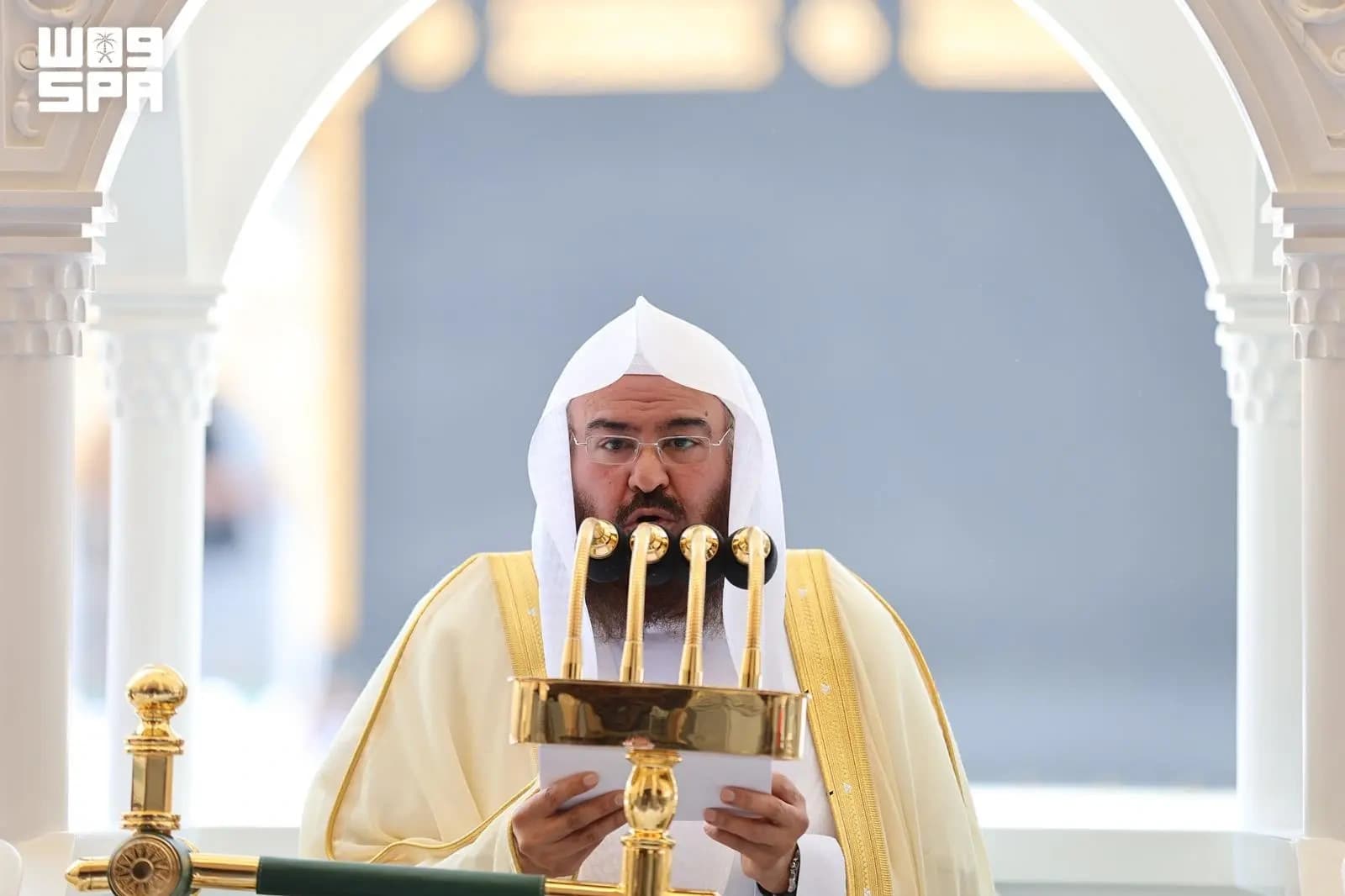 Grand Mosque Imam urges promoting authentic Sunnah