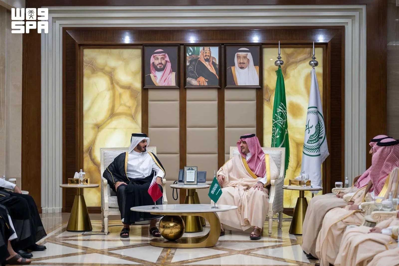 Interior Minister Meets Qatari Counterpart
