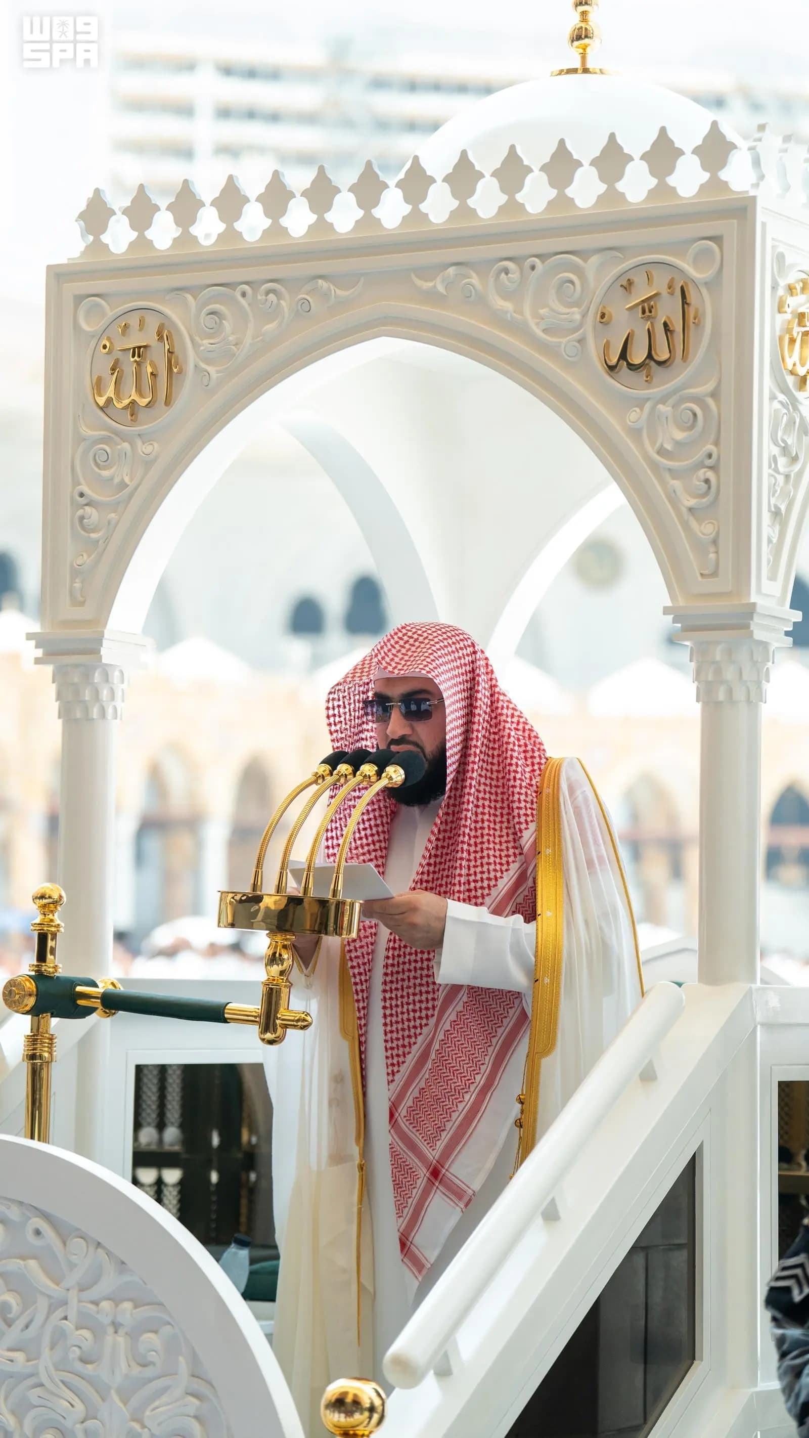 Makkah Imam Condemns Houthi Violence