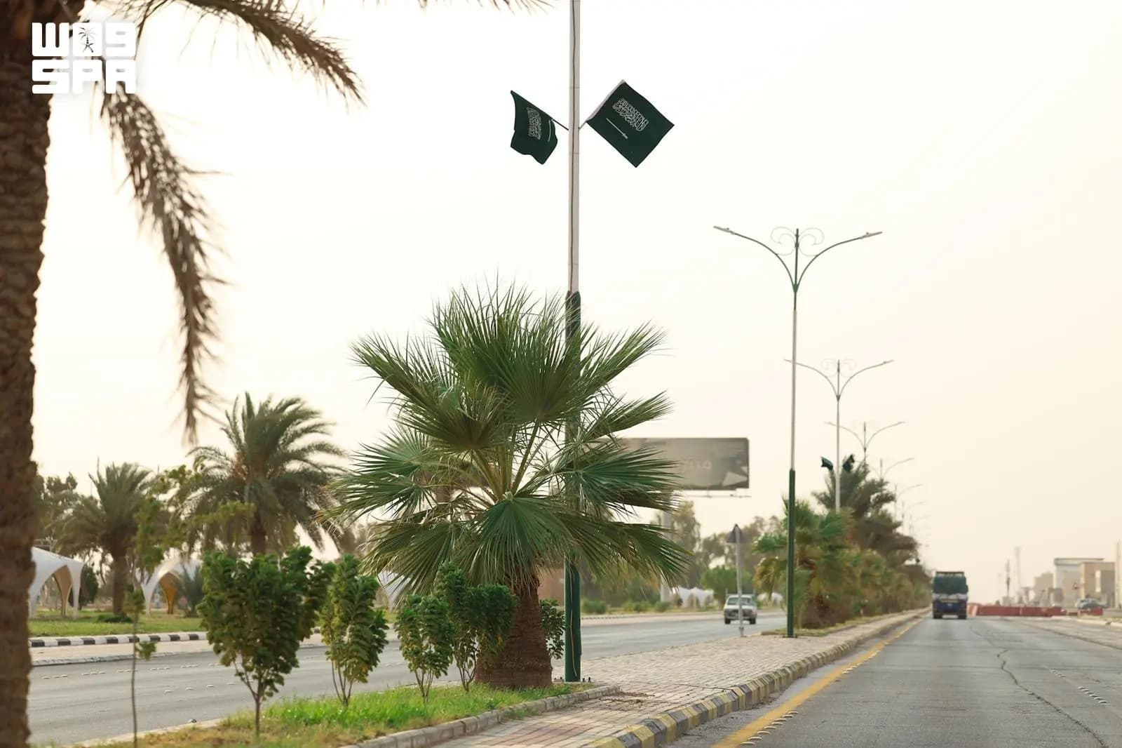 Al-Aweeqila wears flags for Saudi National Day