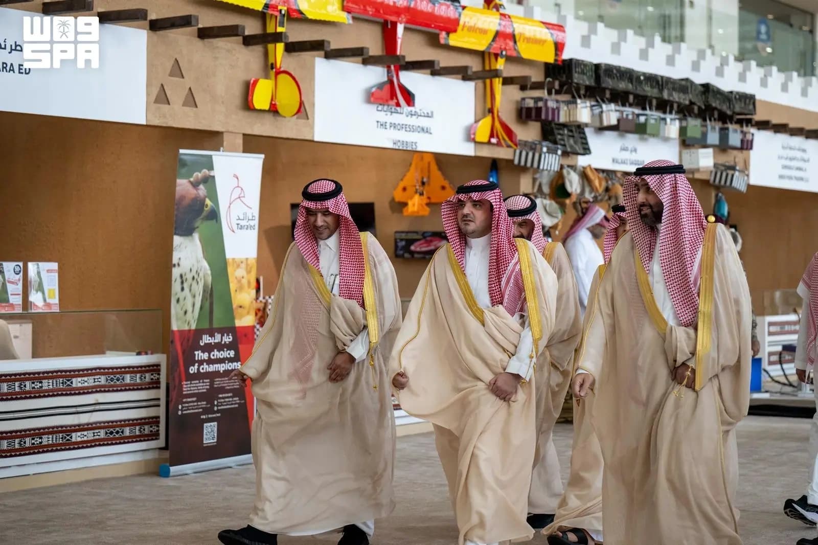 وزير الداخلية يفتتح معرض الصقور السعودي 2026