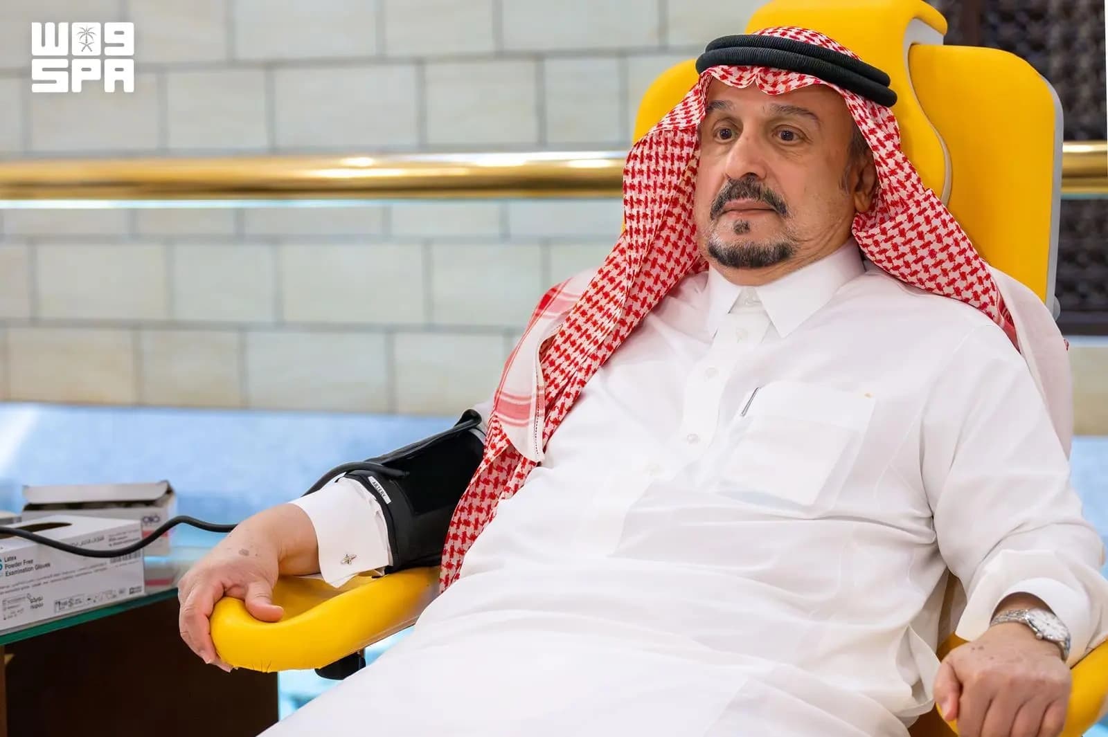 Faisal bin Bandar joins blood drive