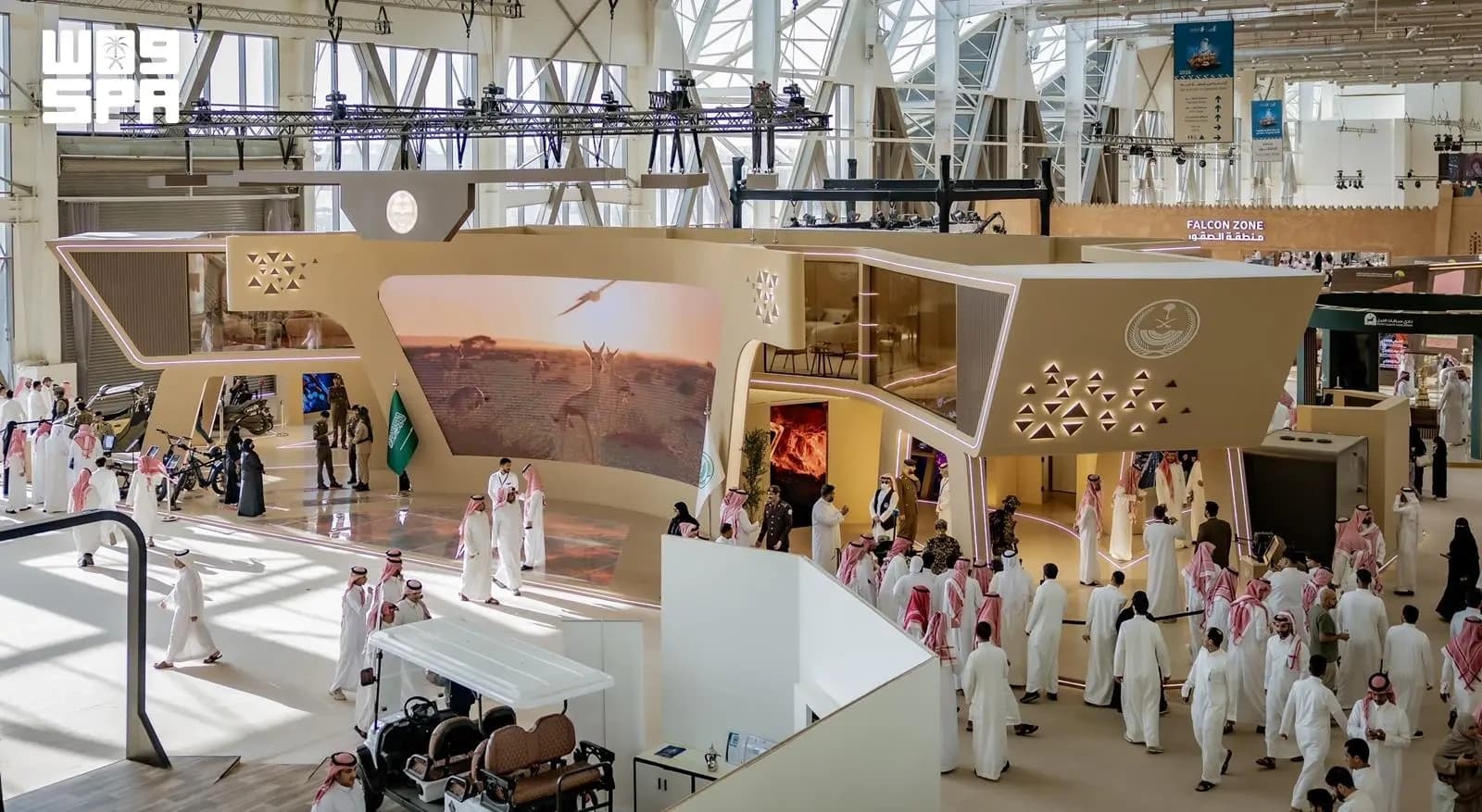 الداخلية تنهي مشاركتها في معرض الصقور 2026