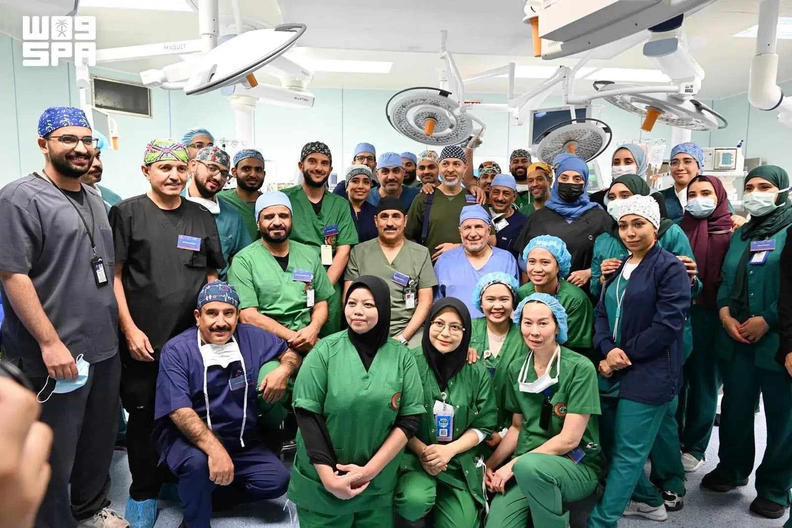 نجاح عملية فصل التوأم الملتصق الفيجي
