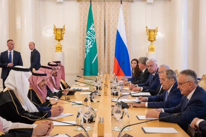 الخارجية: السعودية ستدافع عن مصالحها