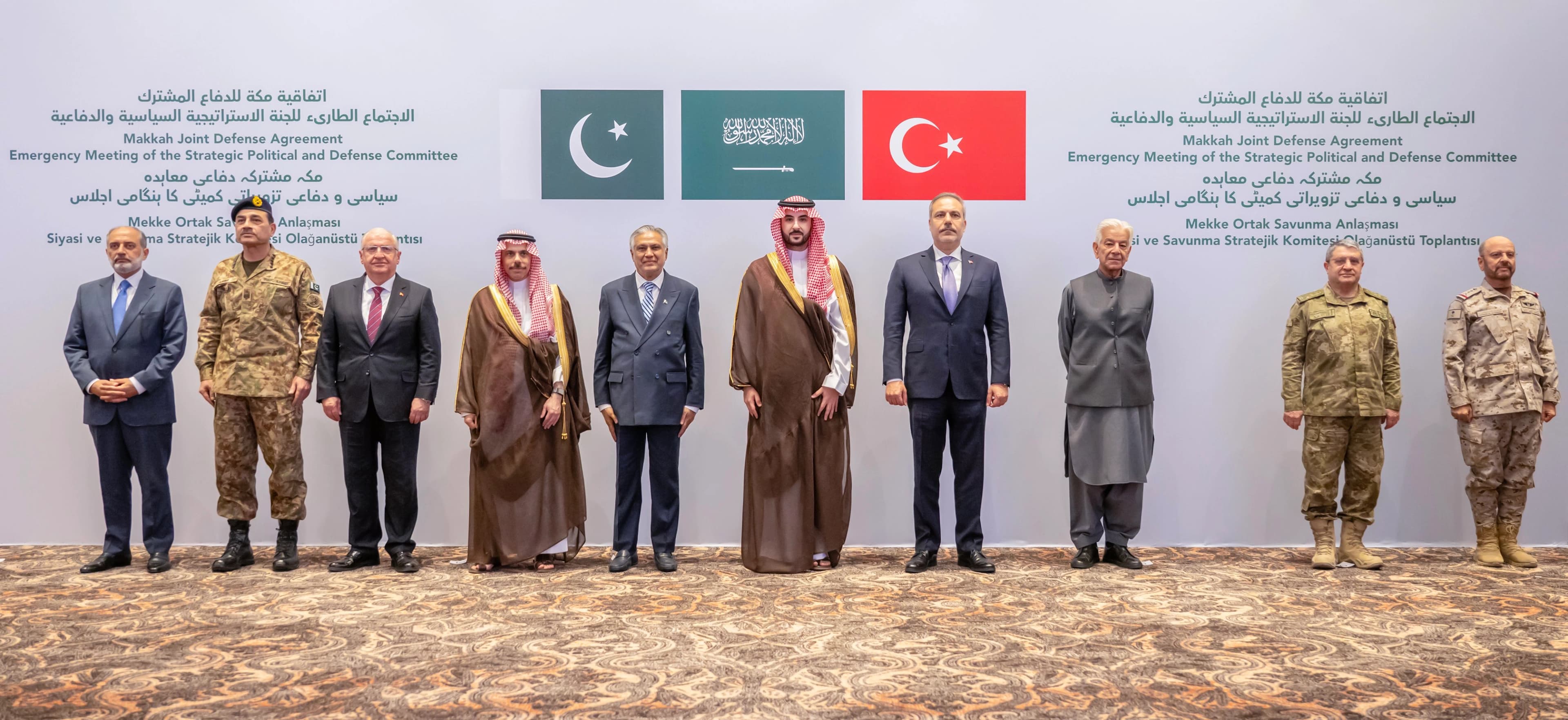 حلف مكة يبدأ التنفيذ العسكري في السعودية