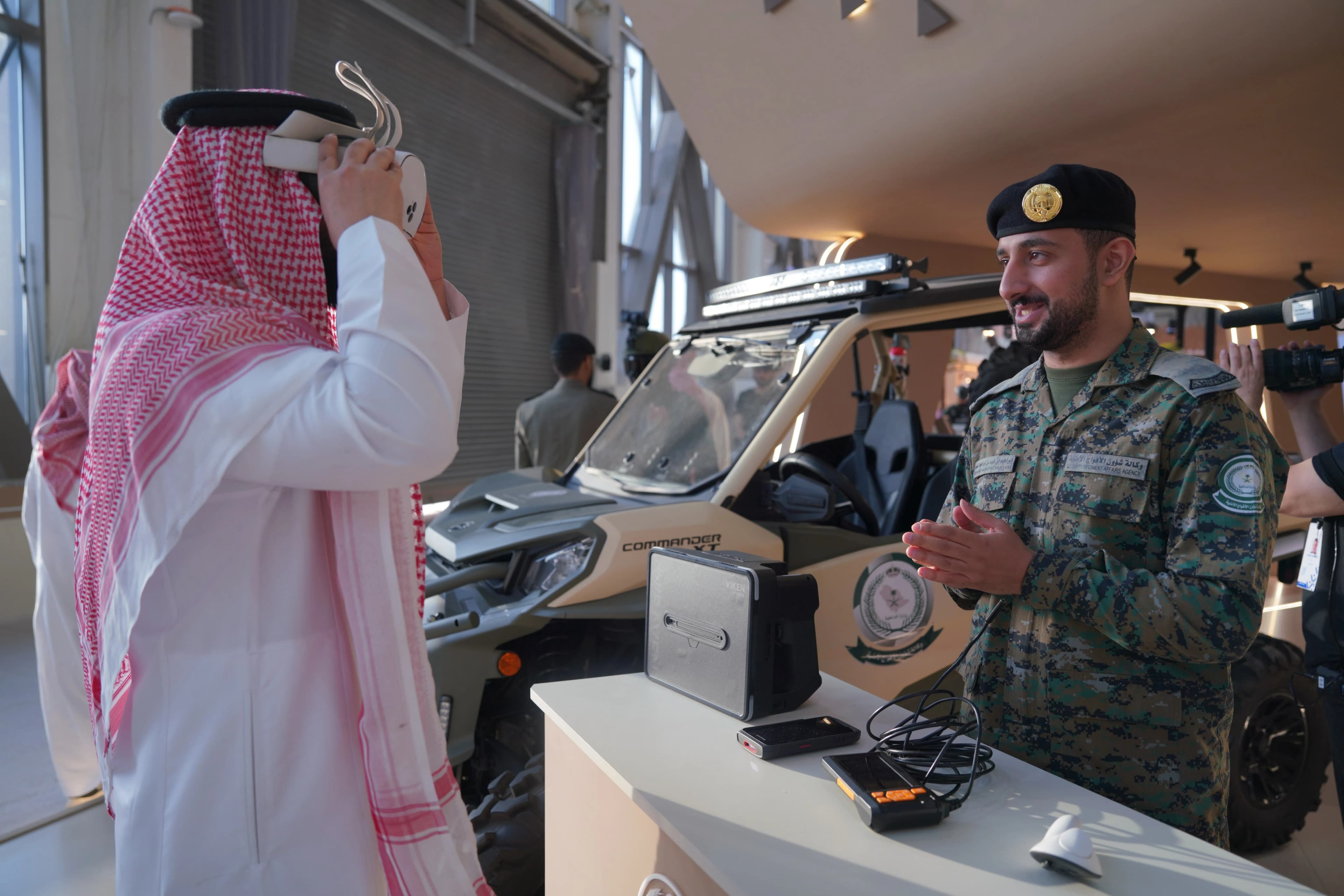 Interior Ministry Agency Offers VR at Falcon Exhibition