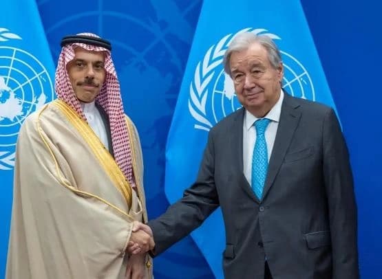 Prince Faisal bin Farhan and Guterres discuss regional and global issues