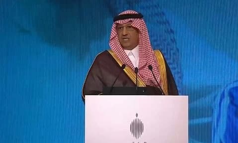 Minister affirms education's religious and national focus