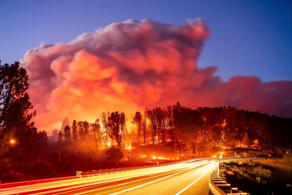 Peru capital fire kills ten