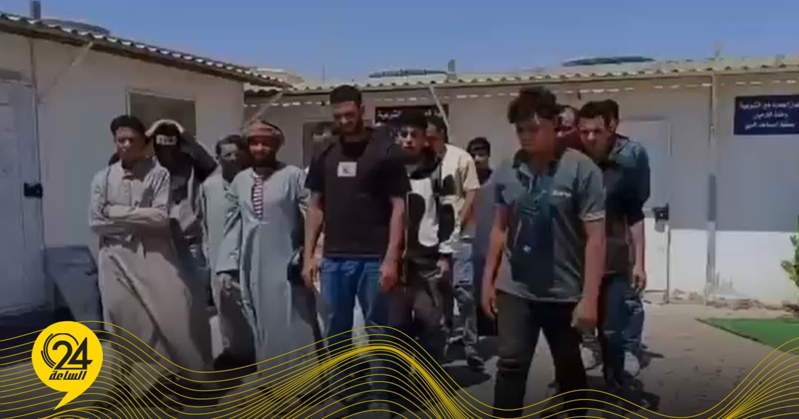 البطتان تُرحّل 127 مهاجرًا غير شرعي