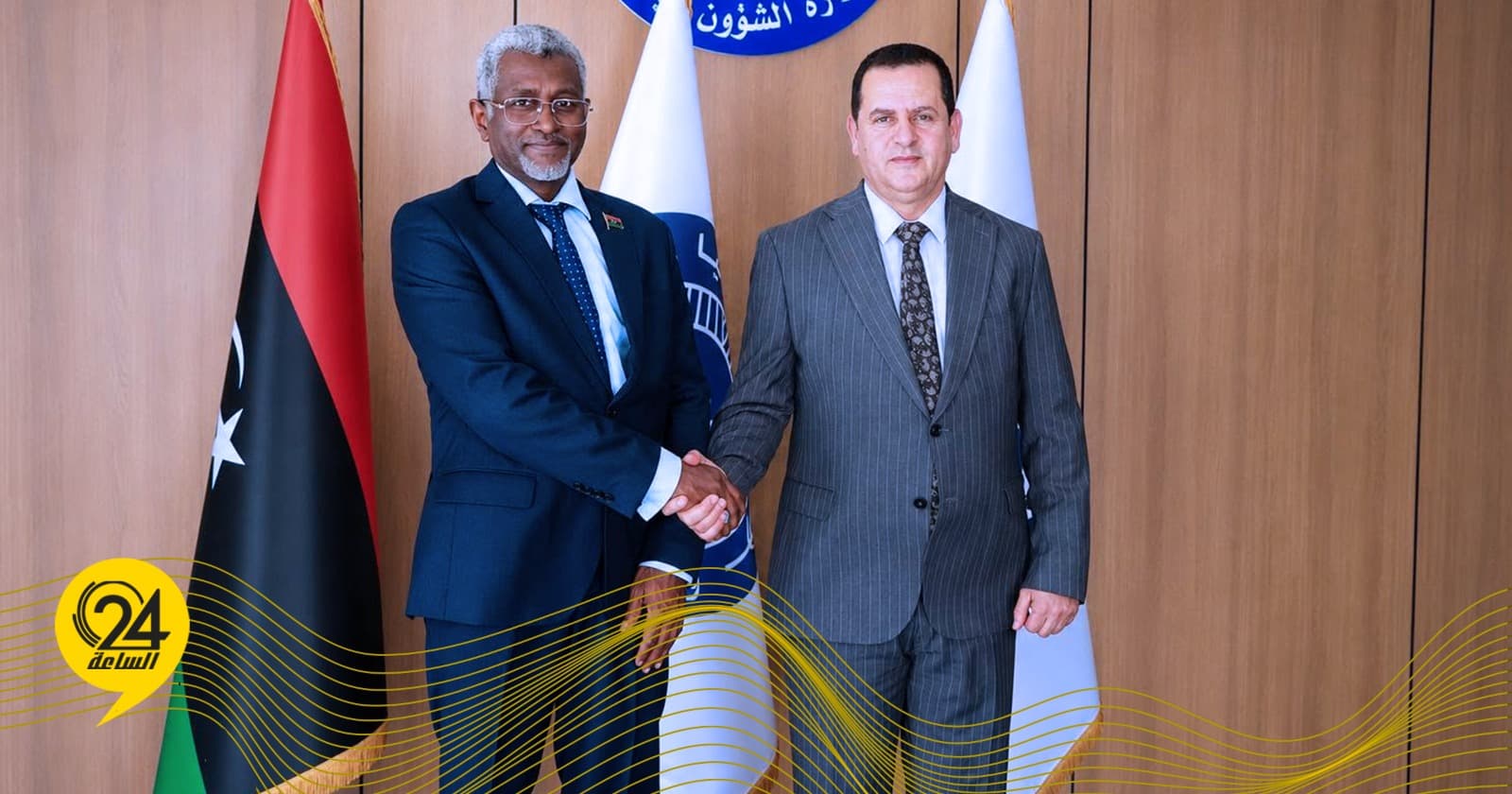 عبدالمجيد والحويج يناقشان تعزيز الوجود الليبي دولياً