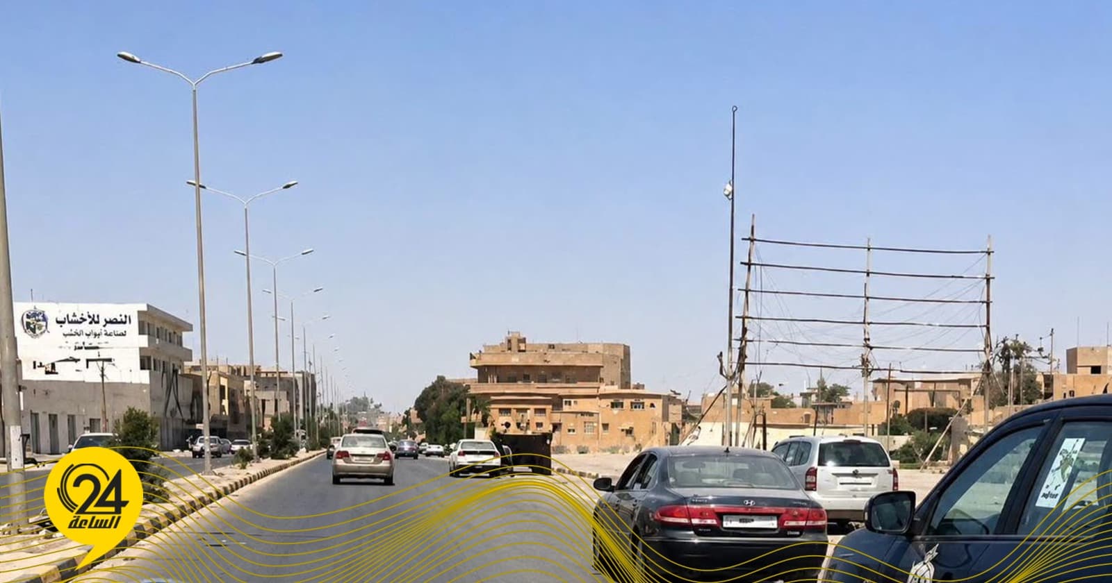 مديرية أجدابيا تؤكد إجراءات حجز مركبتين ضررتا عمود إنارة