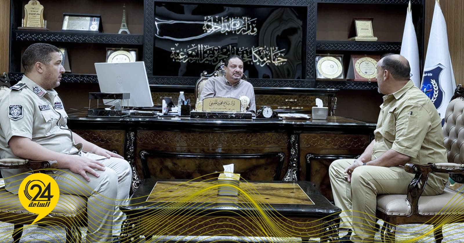 الخفيفي يراجع عمليات فرع بنغازي