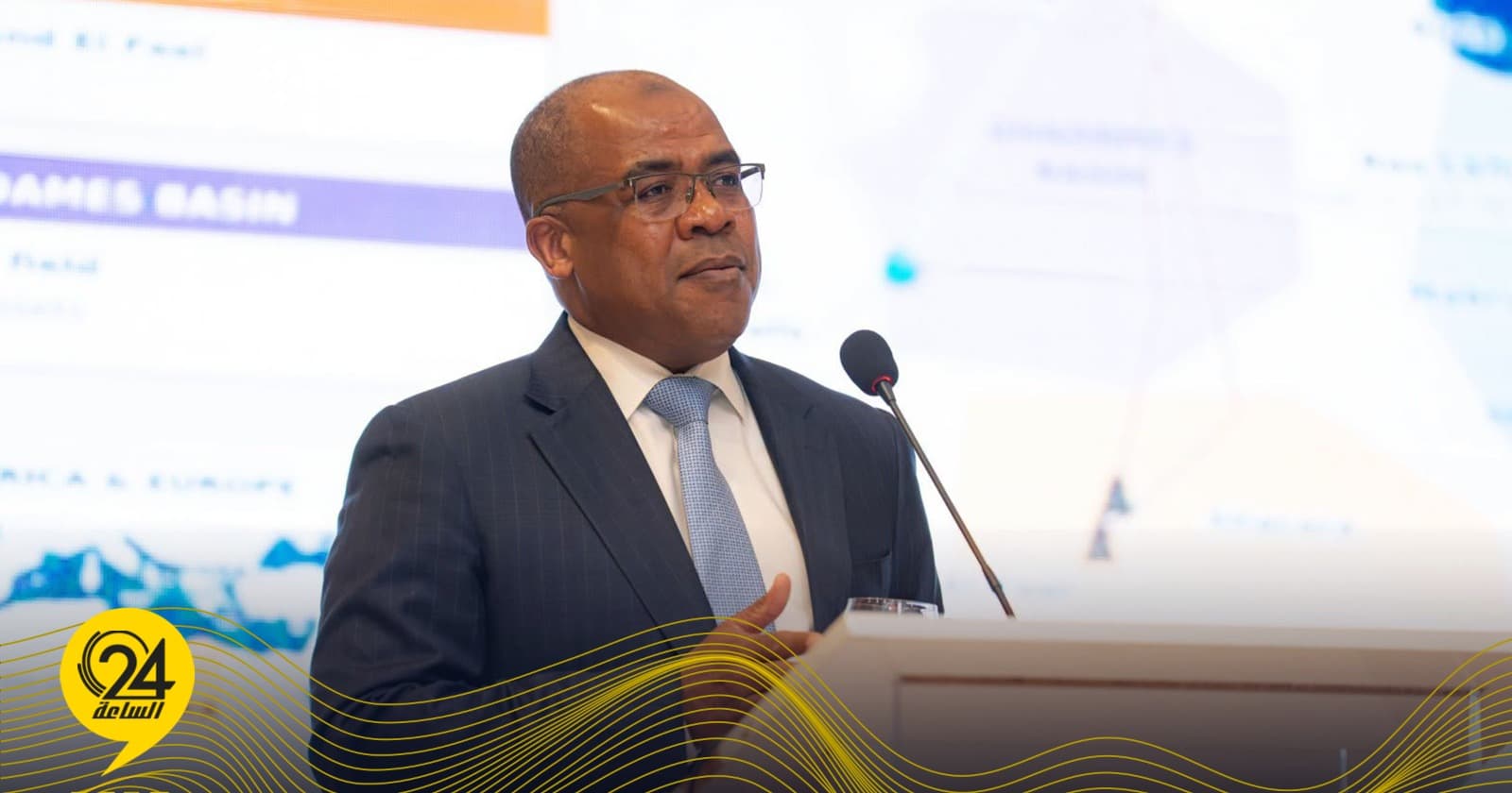 خليفة يركز على العدالة والاستدامة في قطاع الطاقة