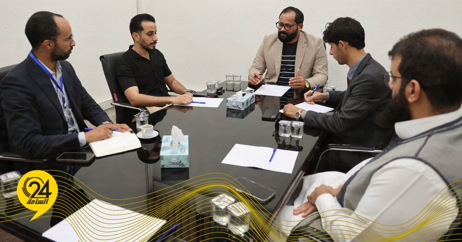 لجنة الشؤون الاجتماعية تناقش تعزيز التعاون مع مؤسسة خليفة