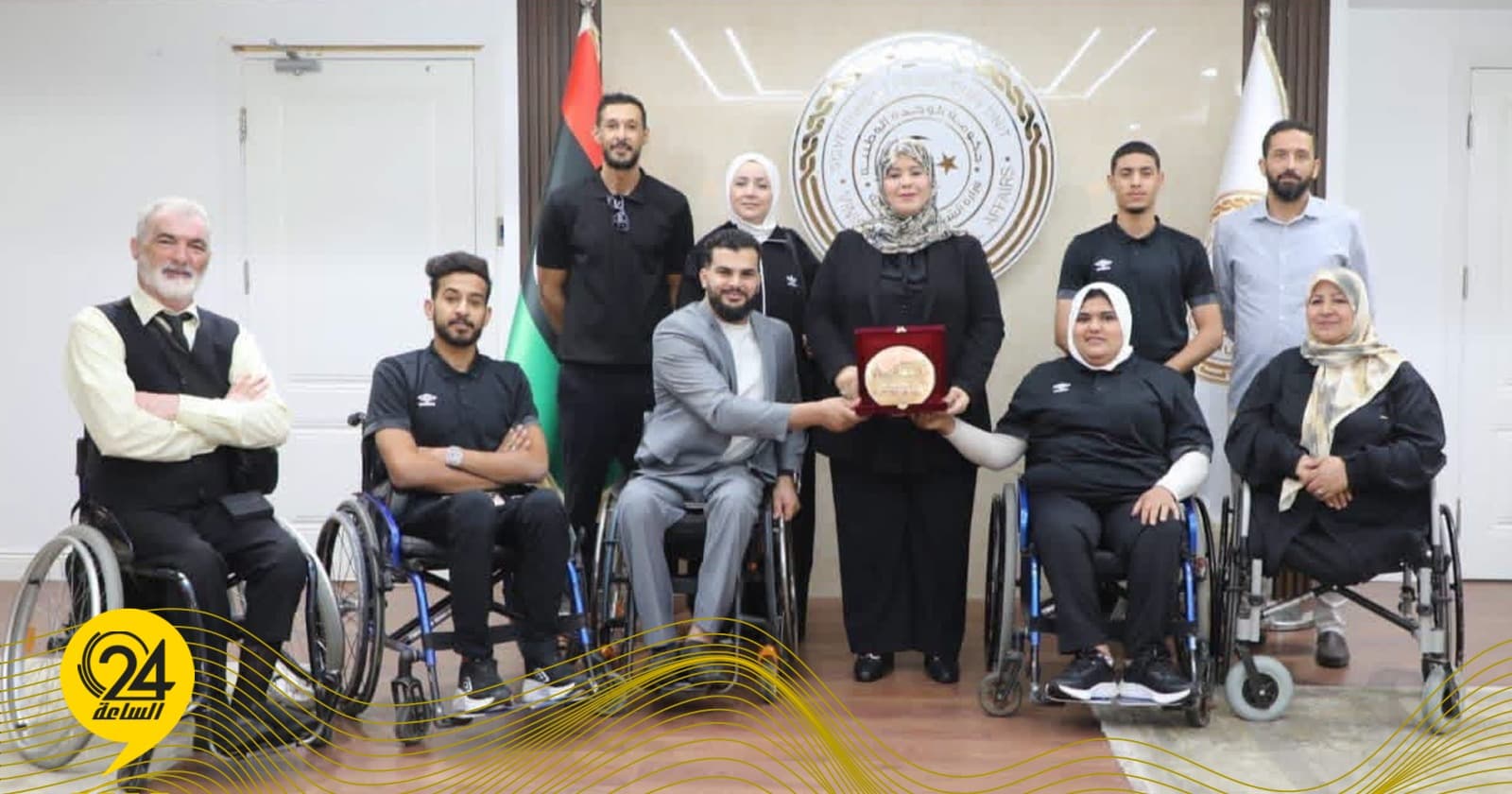 وفاء يكرم منتخب اليد على الكراسي المتحركة