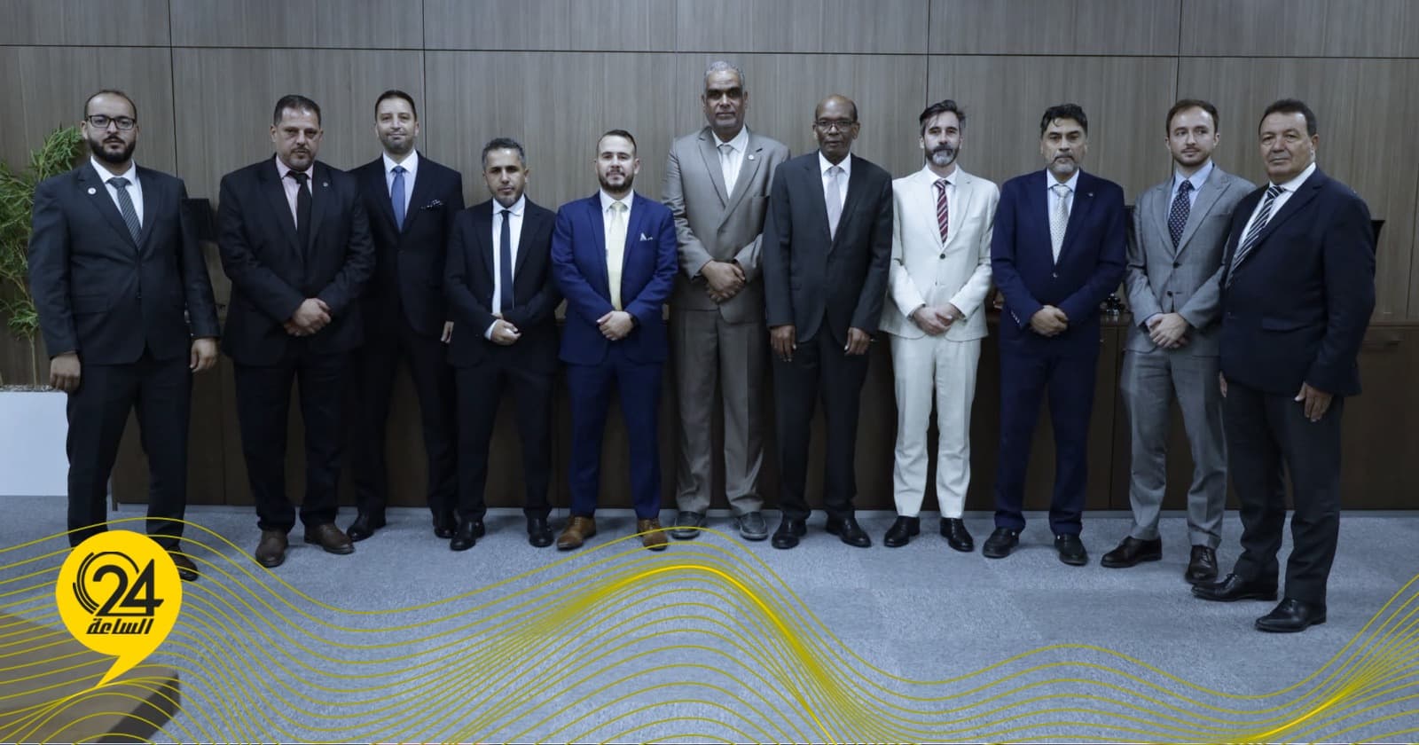 وفد فرنسي يزور بنغازي لتعزيز التدريب المصرفي