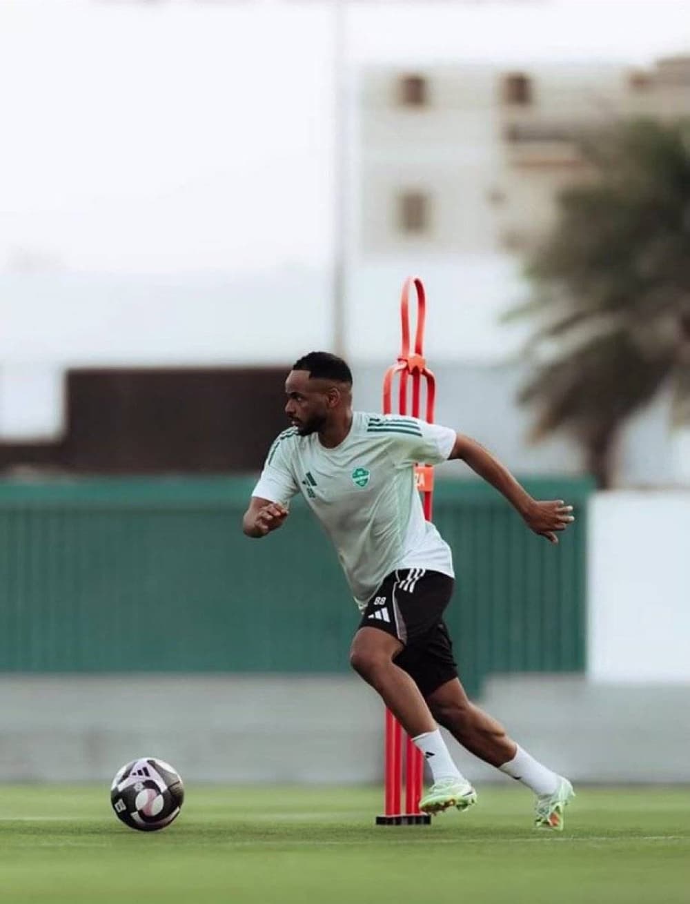 الفتح يتفوق على الأهلي