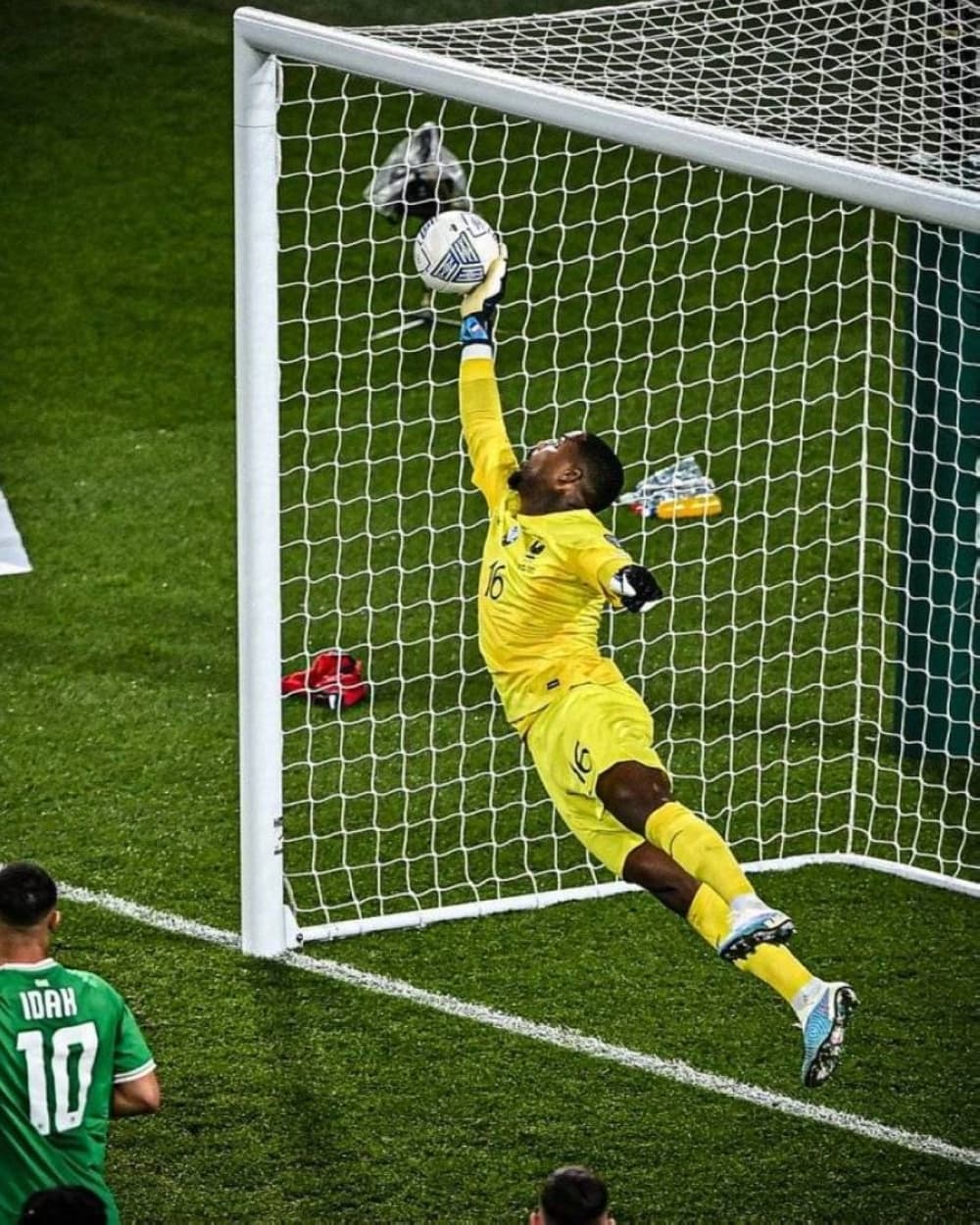 Global actors leverage Milan's crisis for second agreement