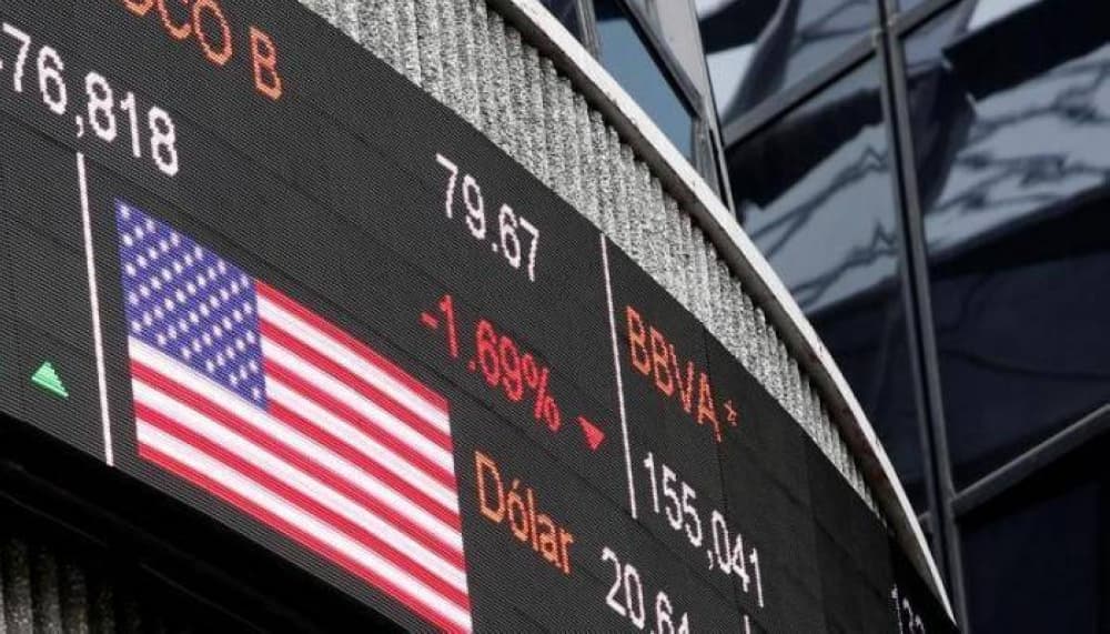 Lower inflation lessens rate hike chances