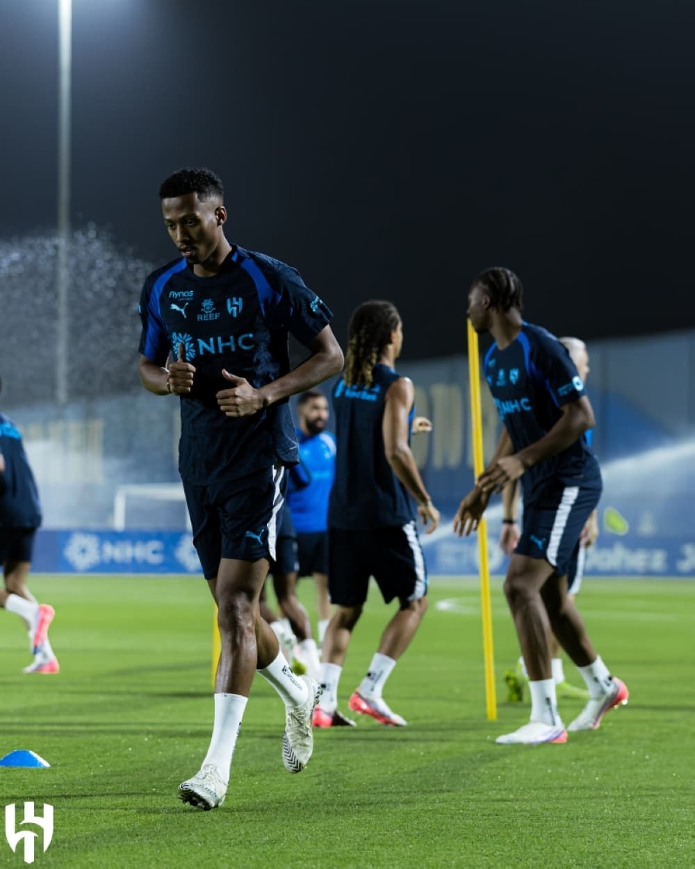 الهلال يؤكد تمسكه بالدوسري
