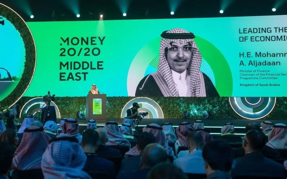الجدعان: القطاع المالي يثبت مرونته