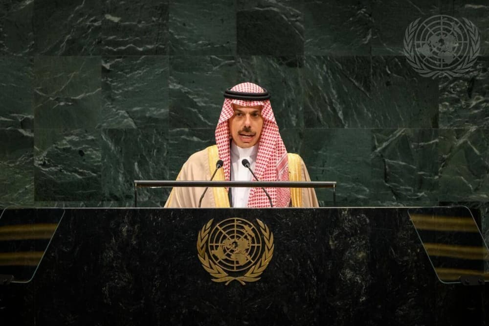 فيصل بن فرحان يعرض اعتداءات إيرانية عند الأمم المتحدة