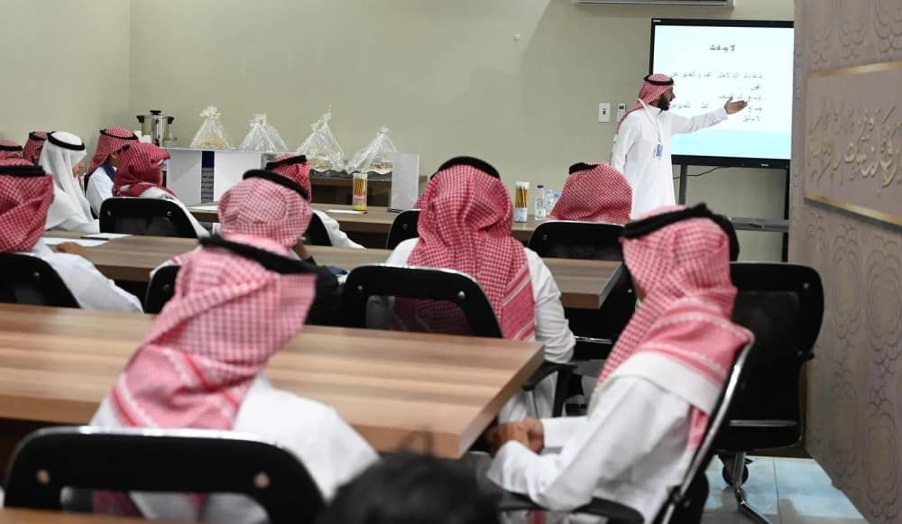 AI reviews student results and plans development