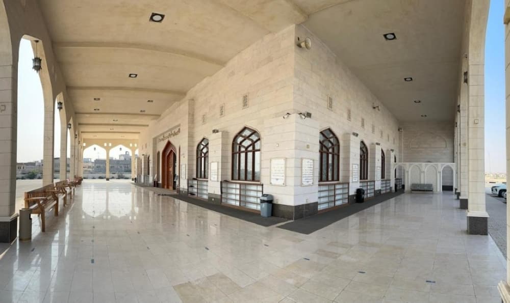 تطبيق يميز القبور بأسماء المتوفين بالأحساء
