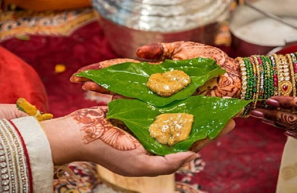 Bride poisons husband and parents